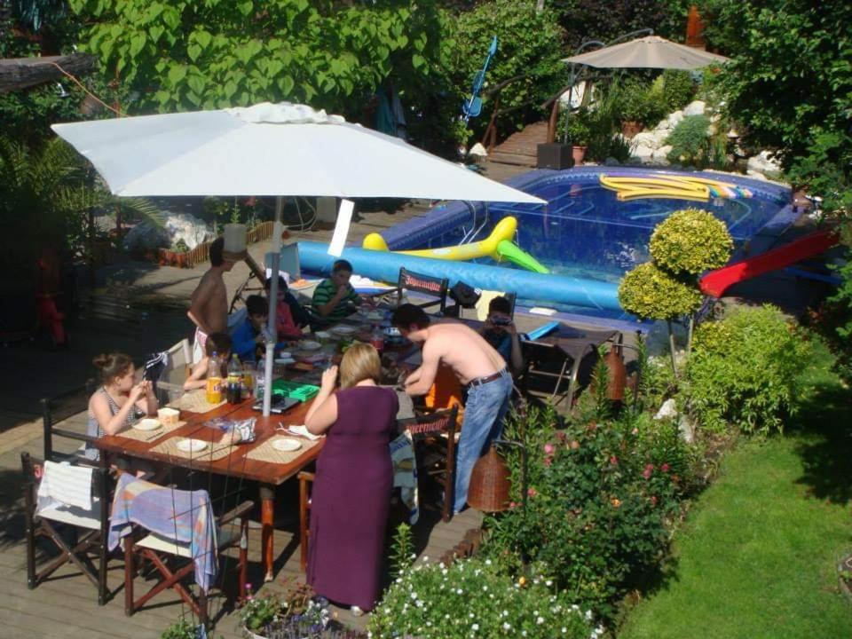 Holiday Vendeghaz Es Szabadidokert Jardanhaza Екстериор снимка