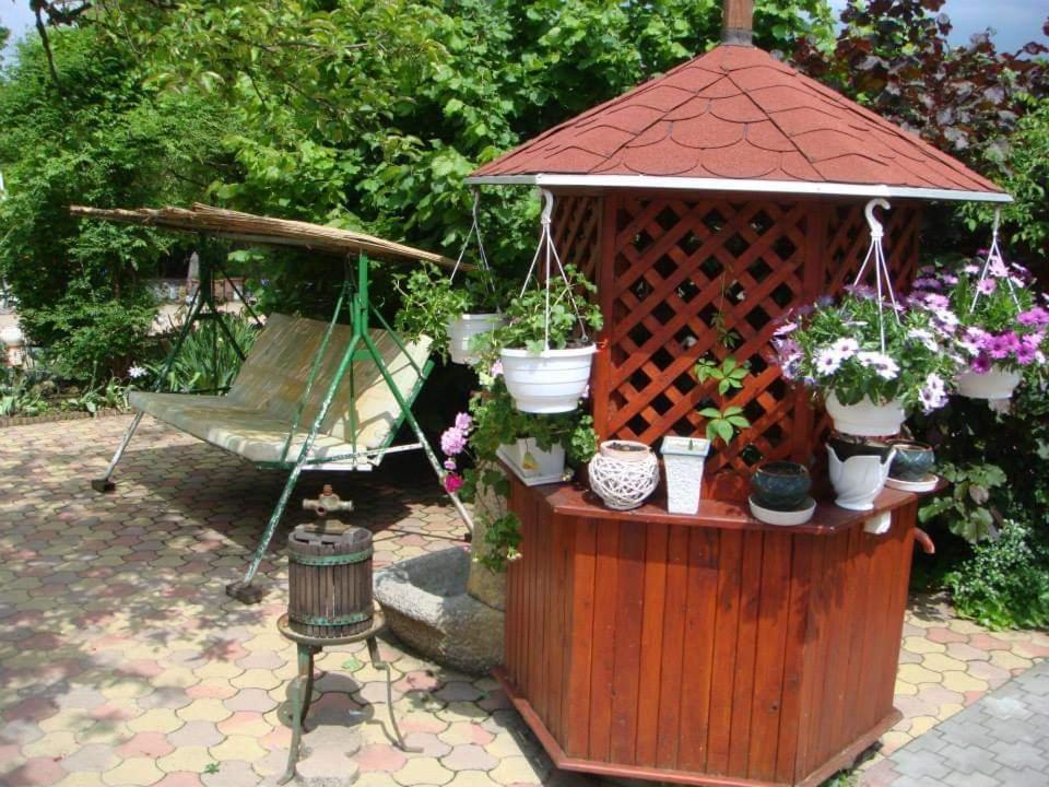 Holiday Vendeghaz Es Szabadidokert Jardanhaza Екстериор снимка